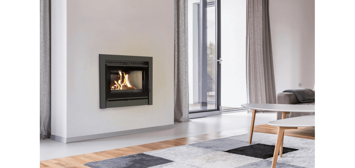 Kominek w nowoczesnym domu – jak go zaplanować i zintegrować z wnętrzem?